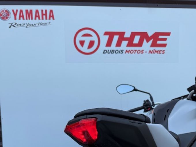 YAMAHA MT-07 Y-AMT (47,5CV) 4