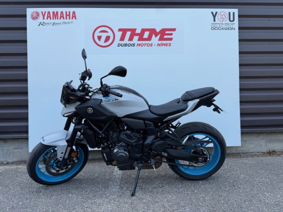 YAMAHA MT-07 Y-AMT (47,5CV) 4