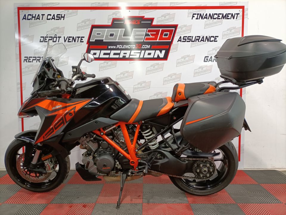 KTM 1290 SUPER DUKE GT 4