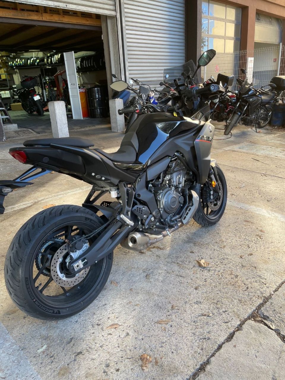 YAMAHA TRACER 7 35KW 4