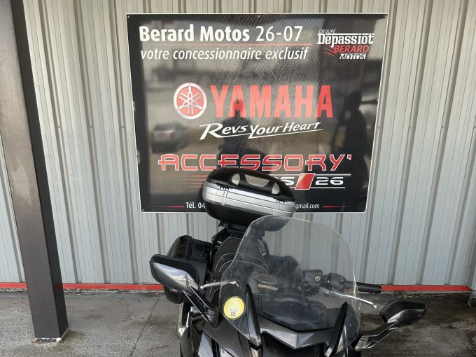 YAMAHA FJR 1300 4