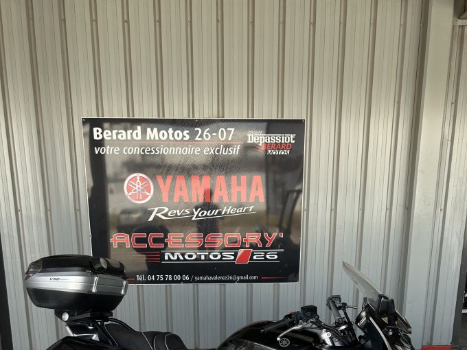 YAMAHA FJR 1300 4