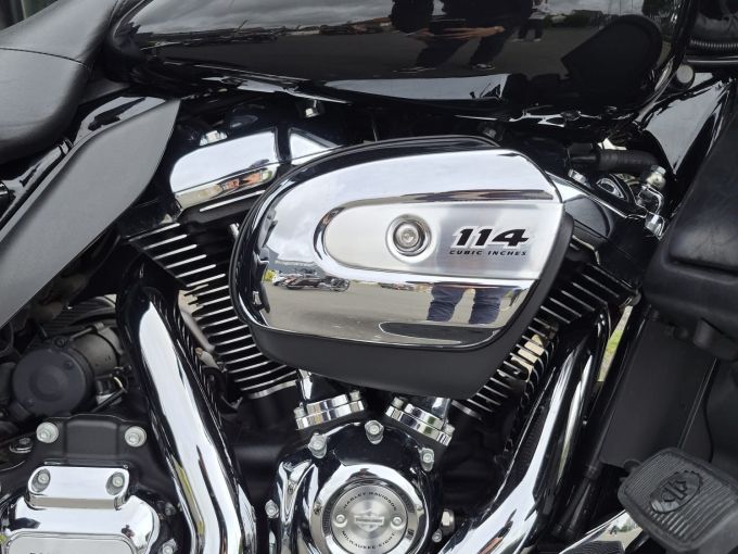 HARLEY-DAVIDSON TOURING ELECTRA GLIDE 1868 ULTRA LIMITED 4