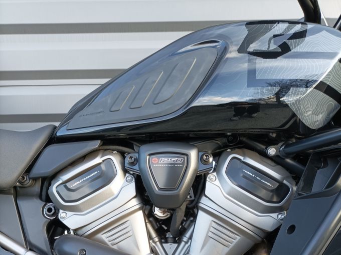 HARLEY-DAVIDSON ADVENTURE PAN AMERICA 1250 SPECIAL 4