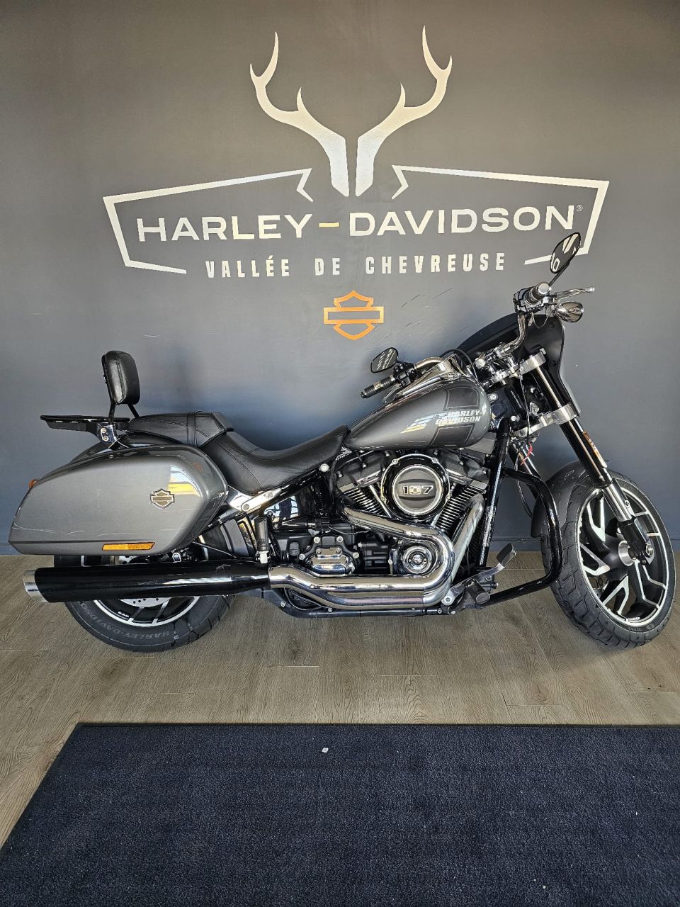 HARLEY-DAVIDSON SOFTAIL SPORT GLIDE 1745 4