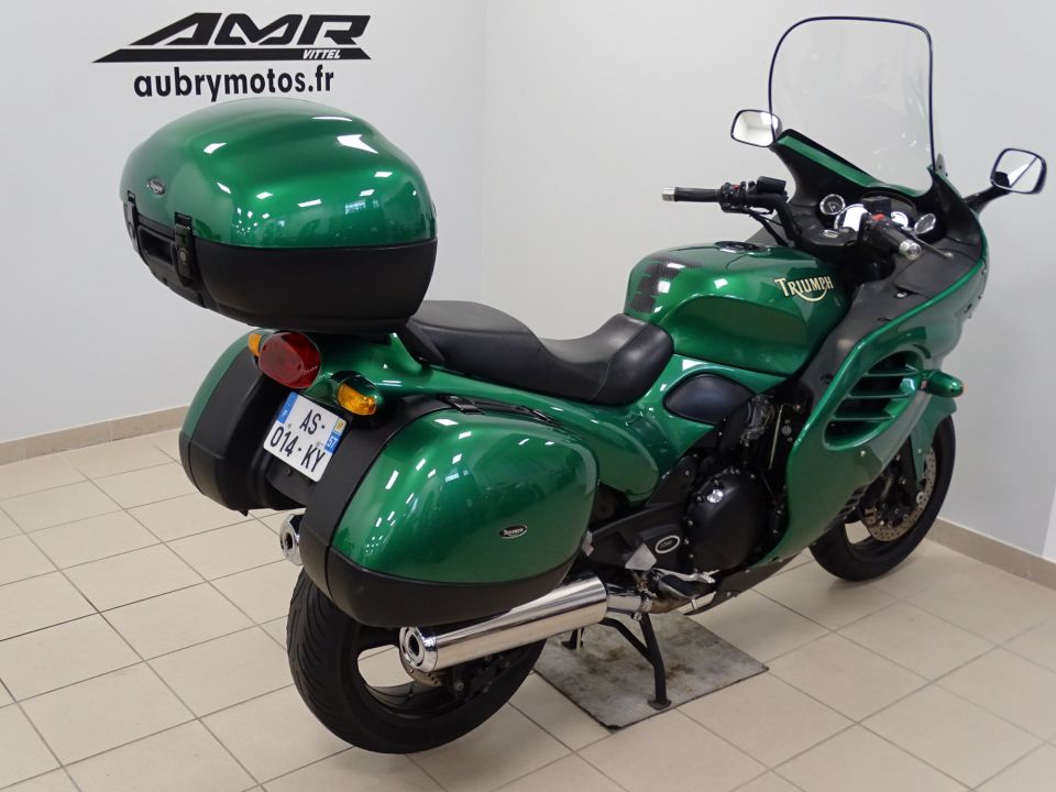 TRIUMPH TROPHY 1200 4