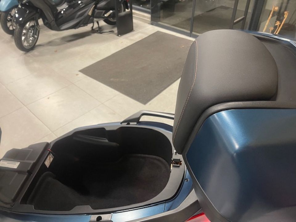 PIAGGIO MP3 530 HPE EXCLUSIVE 4