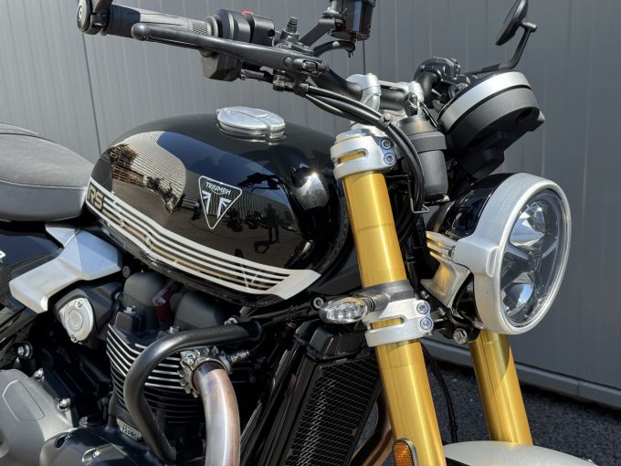 TRIUMPH SPEED TWIN 1200 4