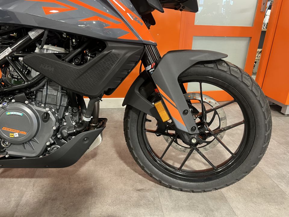 KTM 390 ADVENTURE 4
