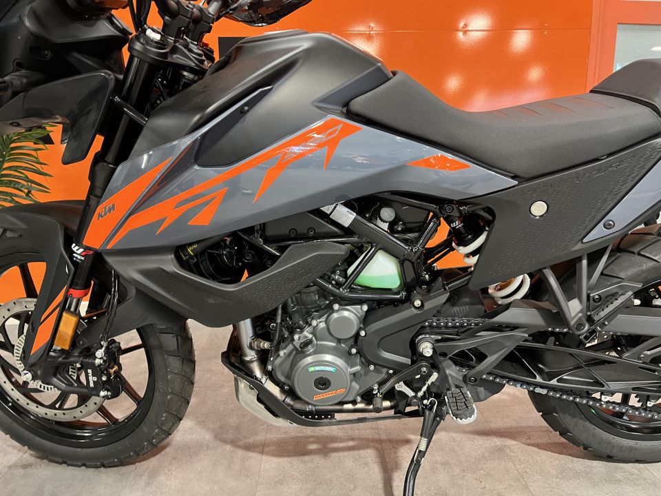 KTM 390 ADVENTURE 4