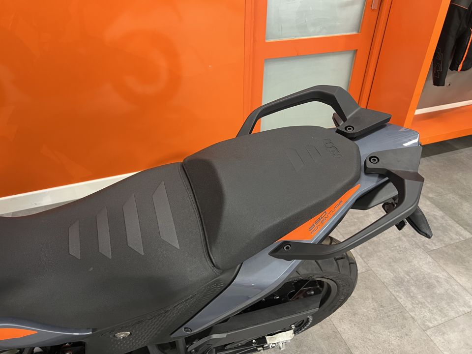 KTM 390 ADVENTURE 4