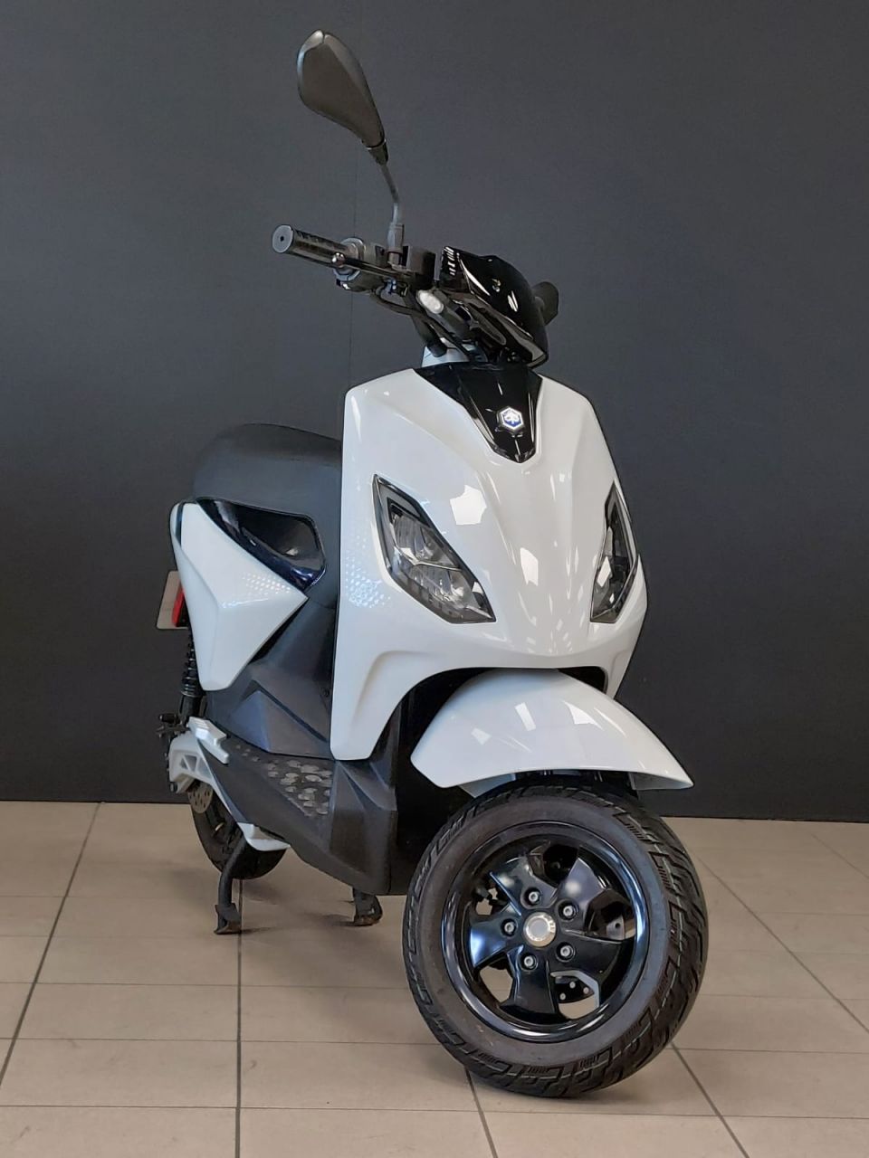 PIAGGIO 1 Electrique 4