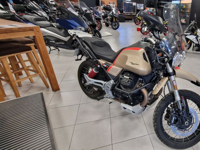 MOTO GUZZI V85 TT TRAVEL PACK 850 4