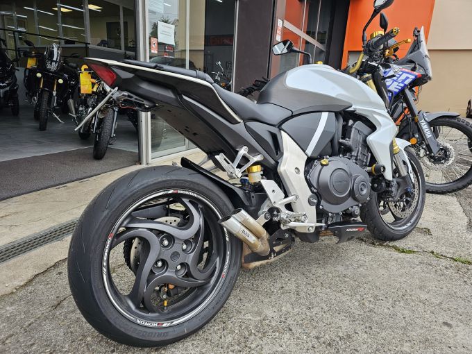 HONDA CB 1000 R 4