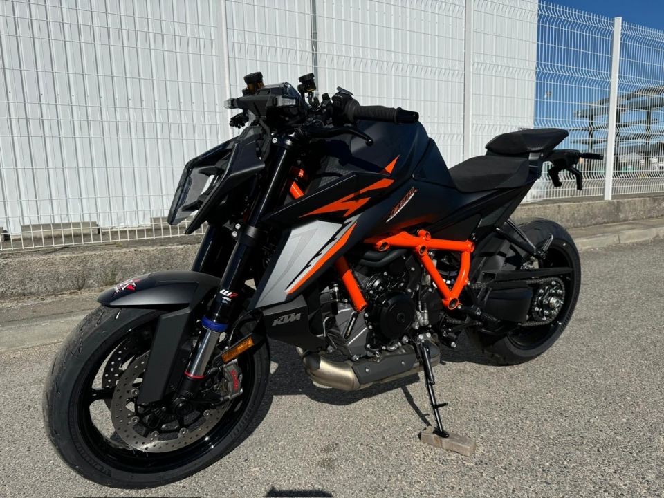 KTM 1390 SUPER DUKE R EVO 4