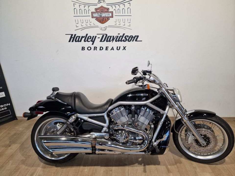 HARLEY-DAVIDSON V-ROD 1130 4
