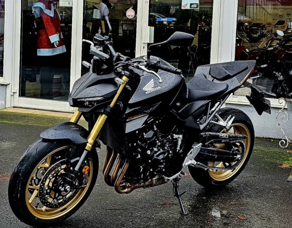 HONDA CB1000 Hornet SP 4