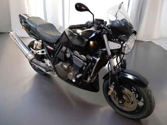 KAWASAKI ZRX 1200 4