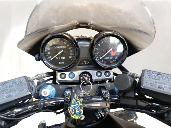 KAWASAKI ZRX 1200 4