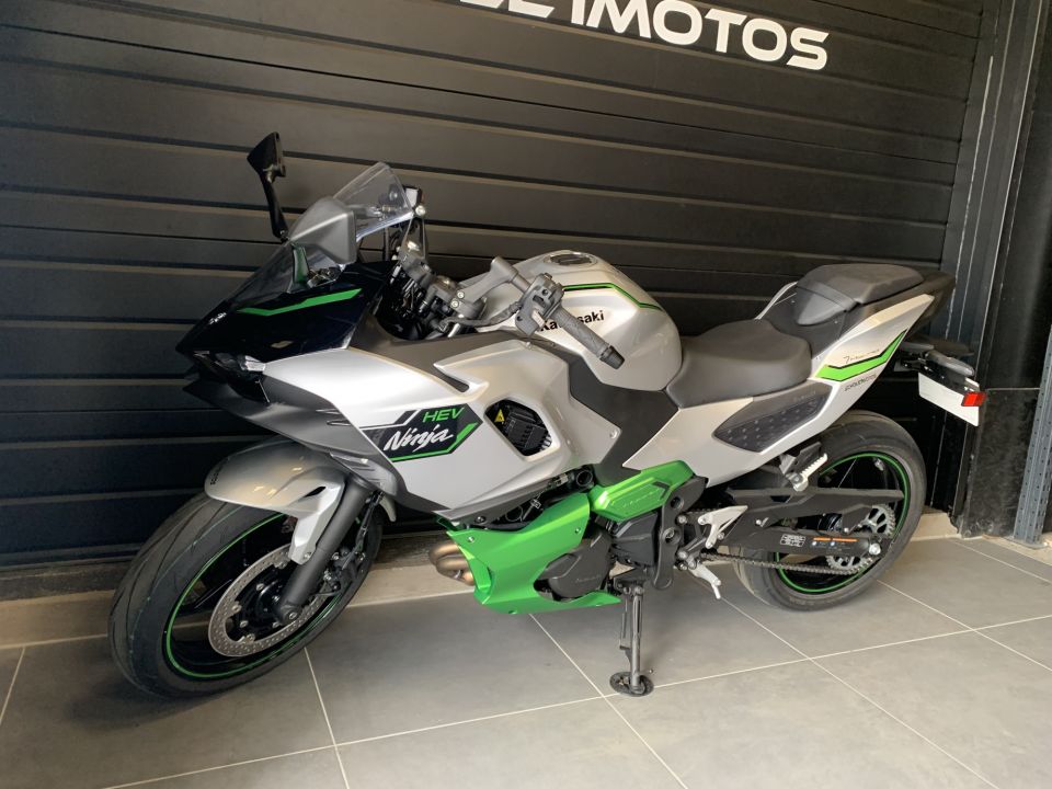 KAWASAKI Ninja 7 Hybrid 4