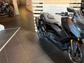YAMAHA XP T-MAX 560 TECH MAX - 2025