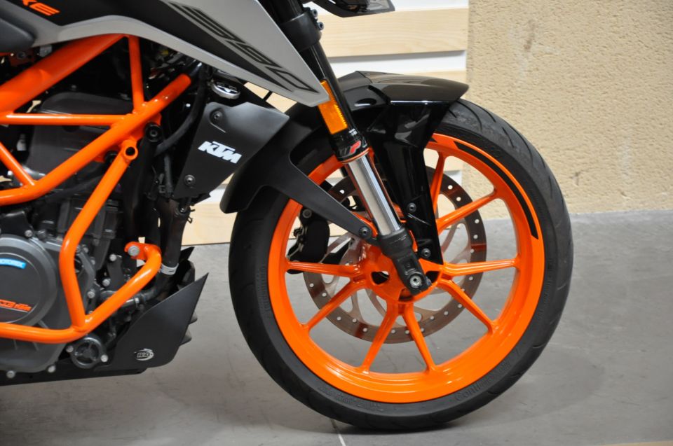 KTM 390 DUKE ABS 4