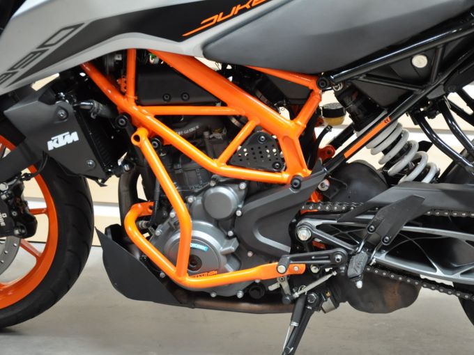 KTM 390 DUKE ABS 4