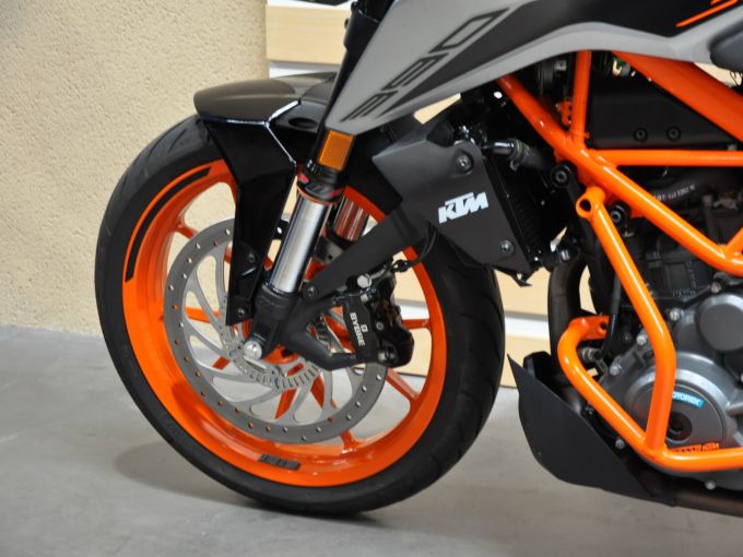 KTM 390 DUKE ABS 4