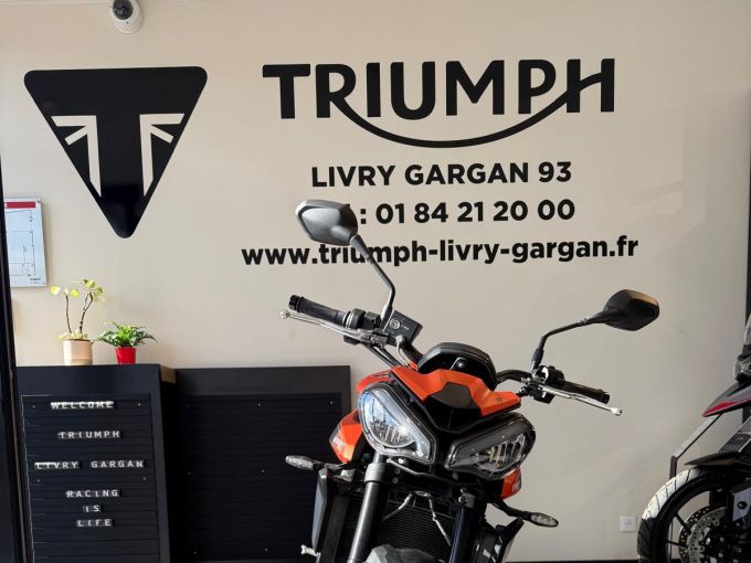 TRIUMPH STREET TRIPLE 765 R 4