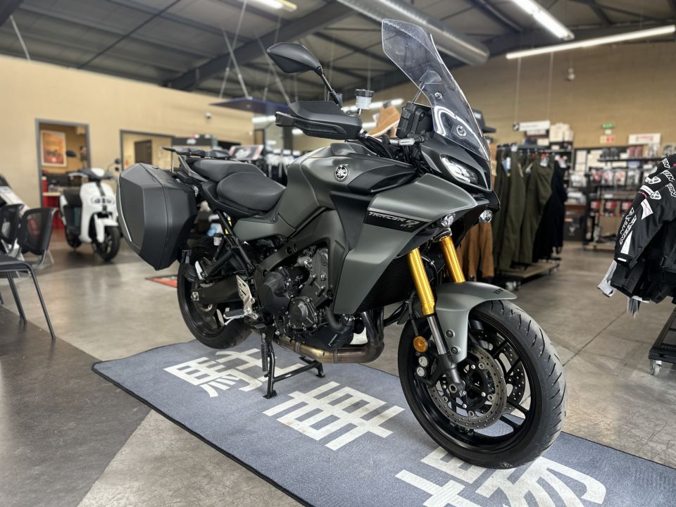 YAMAHA TRACER 9 GT 4