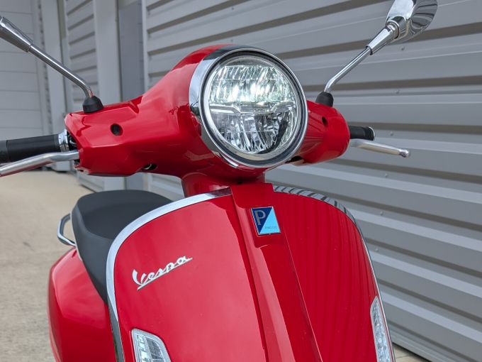 VESPA GTS 125IE SUPER 4