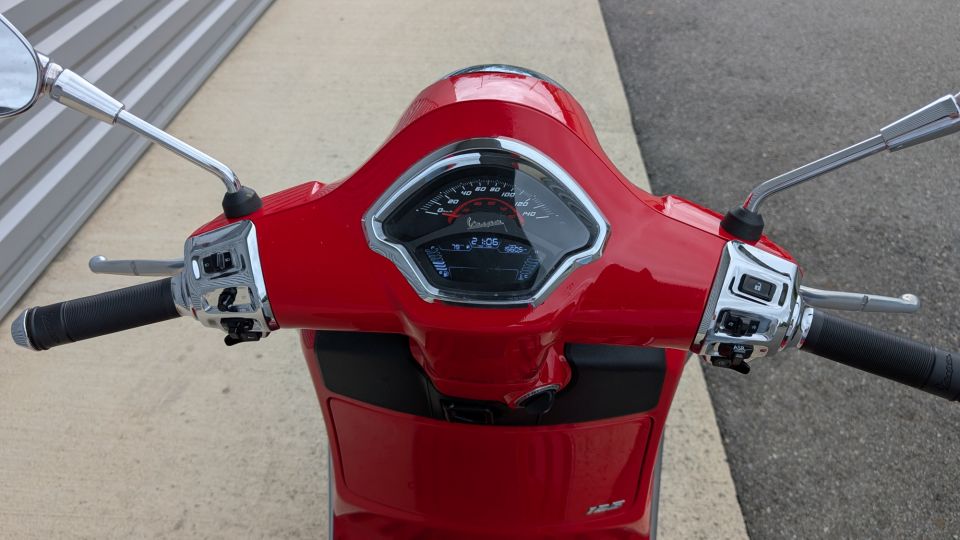 VESPA GTS 125IE SUPER 4