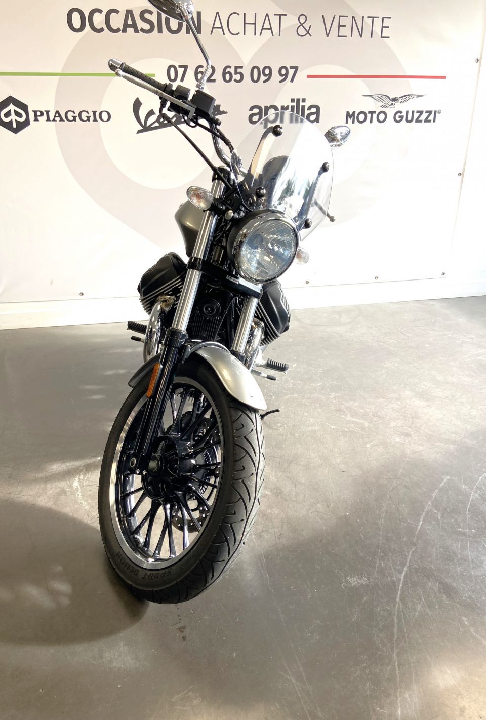 MOTO GUZZI V9 ROAMER 4