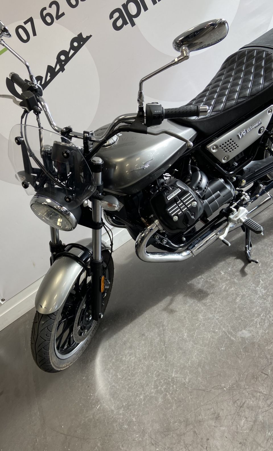 MOTO GUZZI V9 ROAMER 4