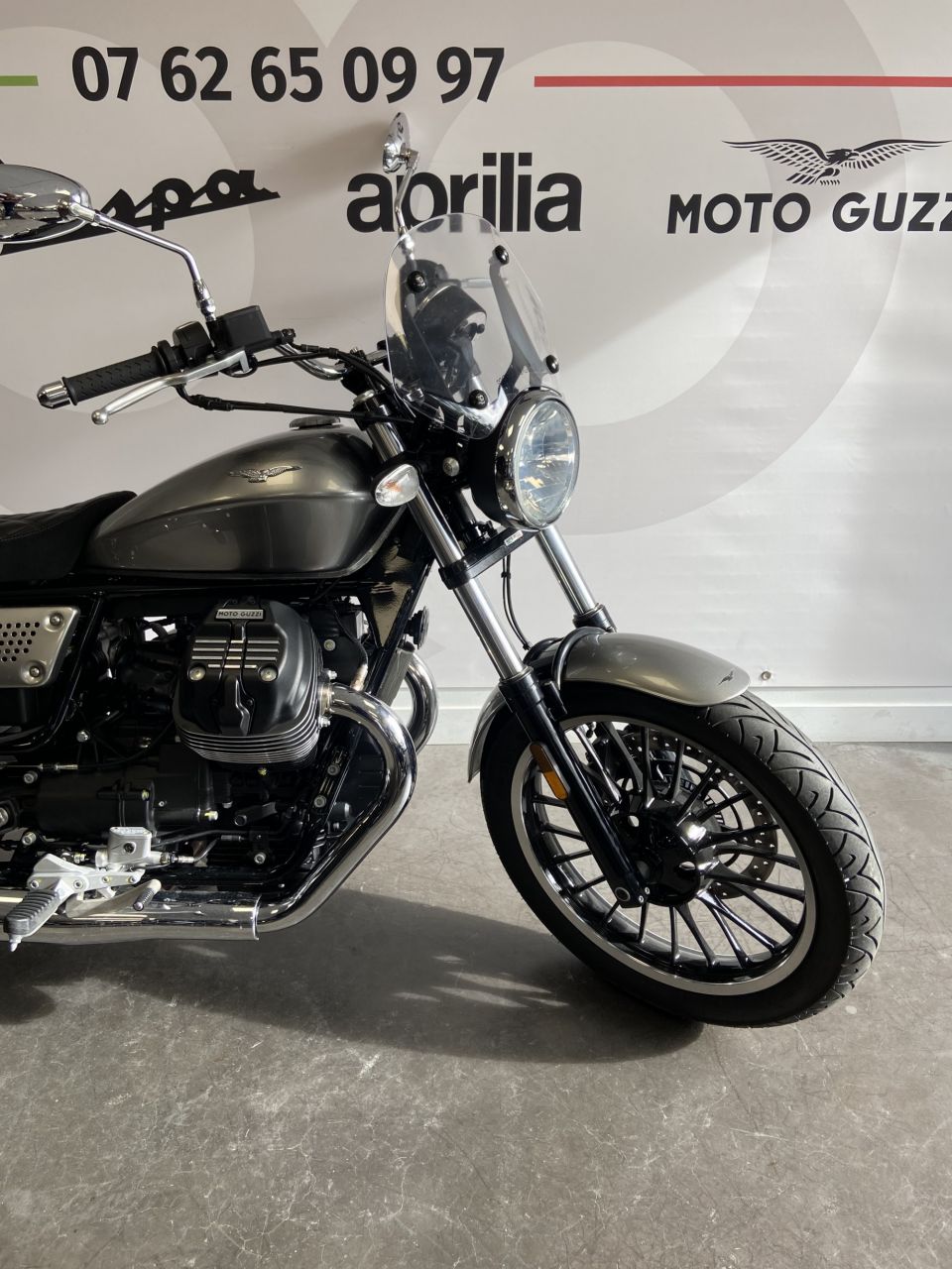MOTO GUZZI V9 ROAMER 4
