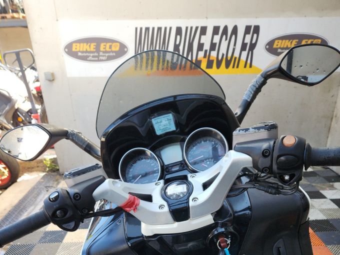 APRILIA SRV 850 IE 4
