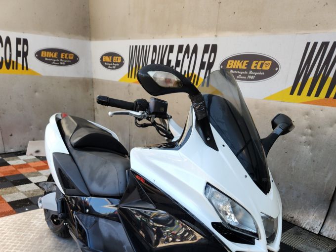 APRILIA SRV 850 IE 4