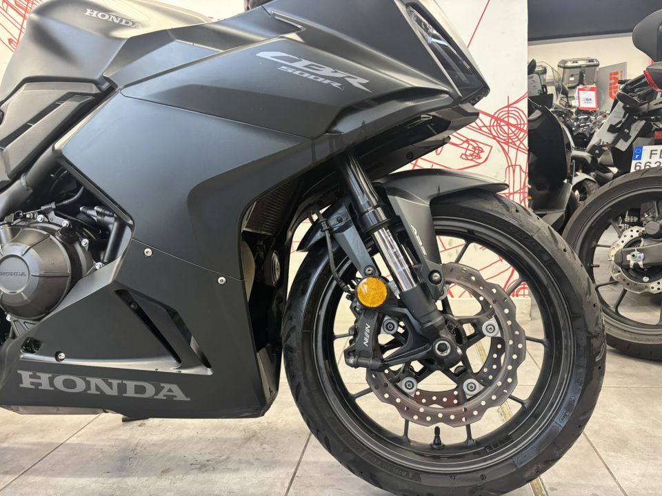 HONDA CBR 500 R 4