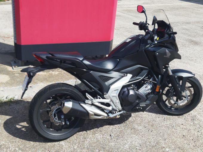 HONDA NC750XD 4