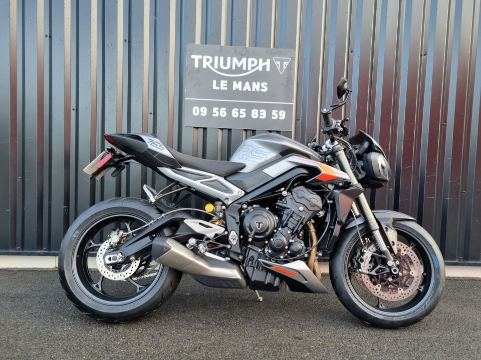 TRIUMPH STREET TRIPLE 765 RS 4