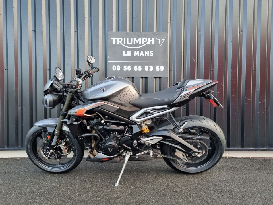TRIUMPH STREET TRIPLE 765 RS 4