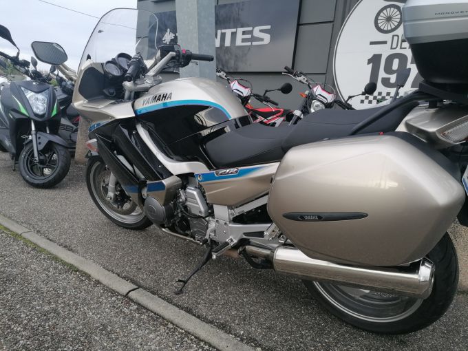 YAMAHA FJR 1300 AS 4