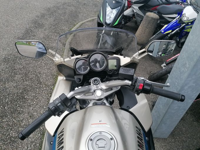 YAMAHA FJR 1300 AS 4