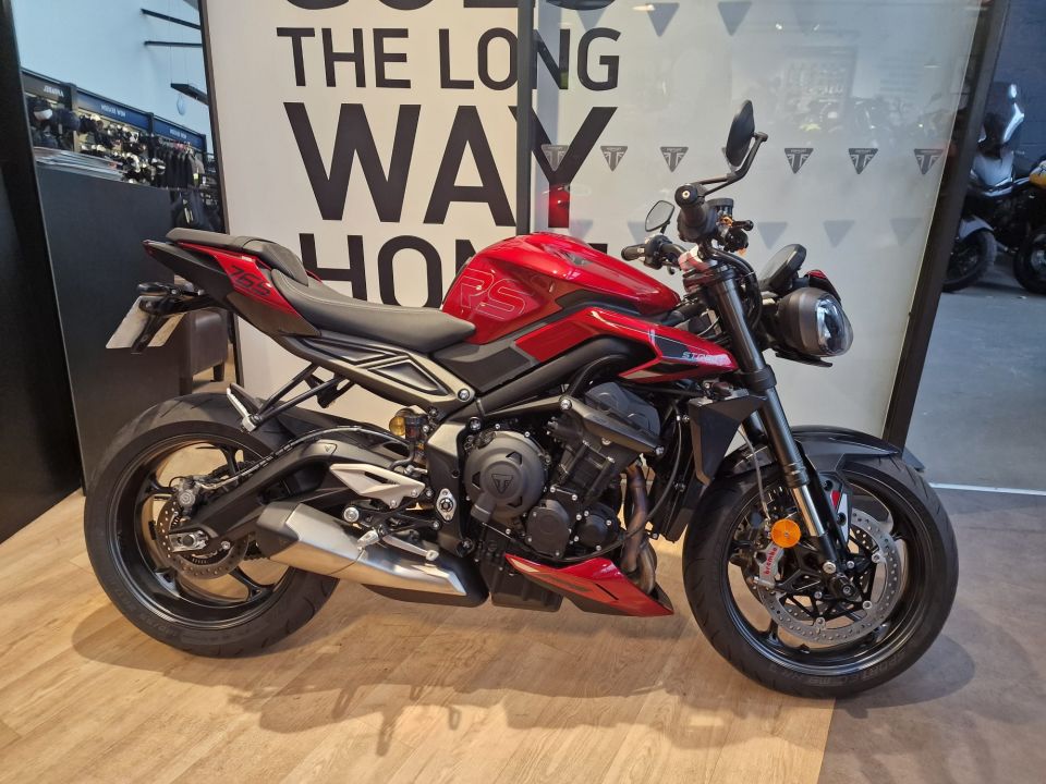 TRIUMPH STREET TRIPLE 765 RS 4