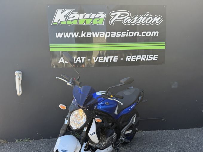 SUZUKI GLADIUS 650 4