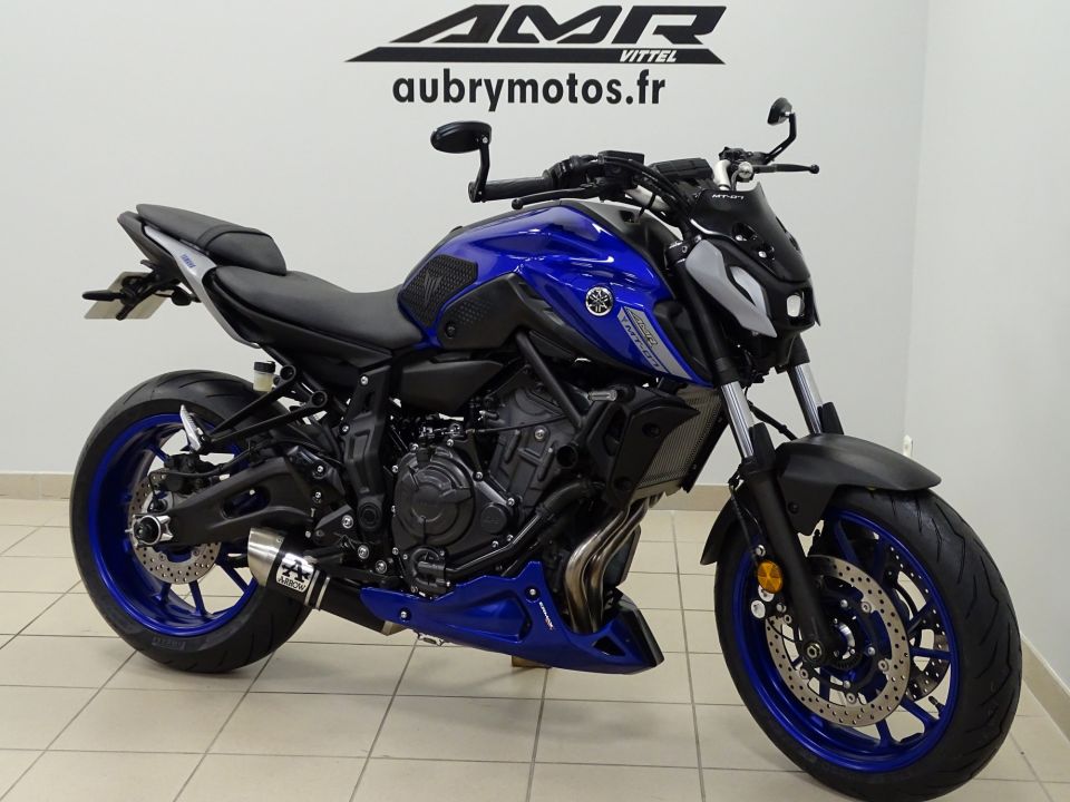 YAMAHA MT-07 (47.5CV) 4