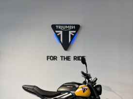 TRIUMPH TRIDENT 660 - 2025
