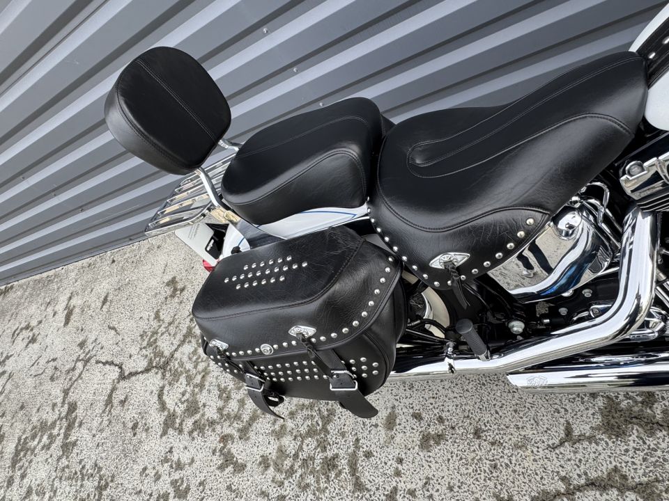 HARLEY-DAVIDSON SOFTAIL HERITAGE 1584 CLASSIC 4