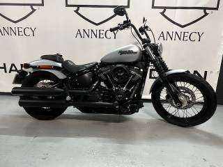 HARLEY-DAVIDSON SOFTAIL STREET BOB 1745 - 2019