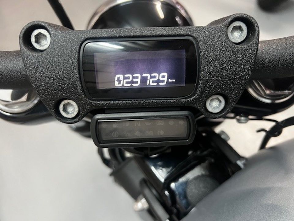 HARLEY-DAVIDSON SOFTAIL STREET BOB 1745 4